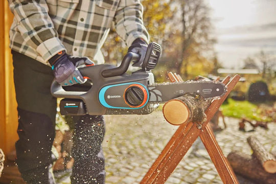 Gardena Battery Chainsaw Solo Brushless 18V 3.8kg with Blade 25cm