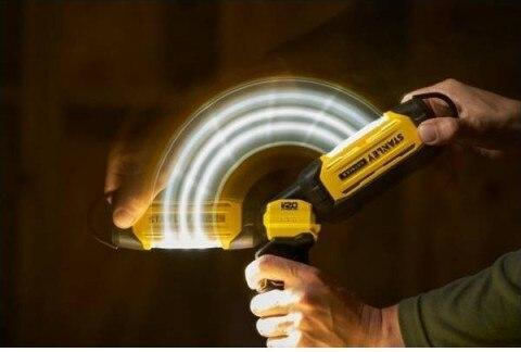 Stanley Battery Workshop Light LED with Brightness up to 700lm Fatmax