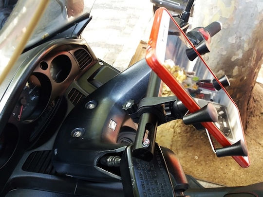 Μπαράκι Στήριξης Smartphone / Gps Για Honda Silverwing 400 / 600 2001-2023