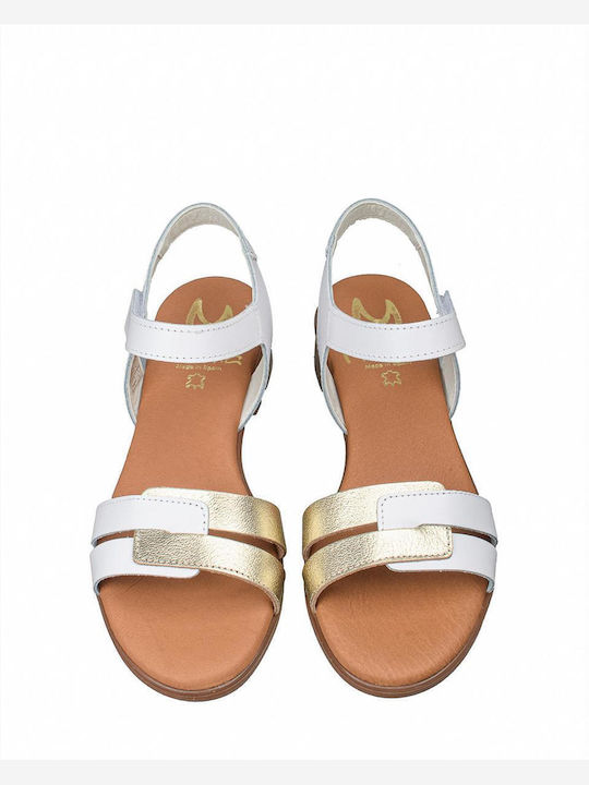 Marila Footwear