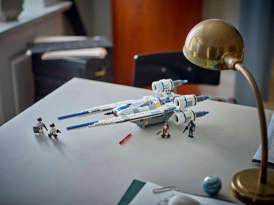 LEGO Star Wars Rebel U-Wing Starfighter за 8+ Години 594 Бройки