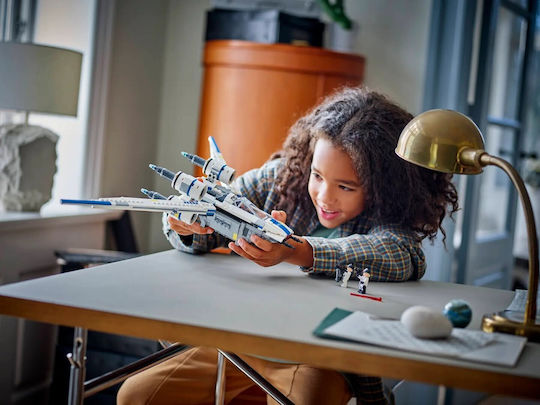 LEGO Star Wars Rebel U-Wing Starfighter за 8+ Години 594 Бройки