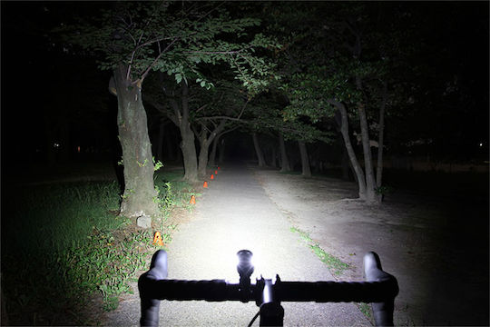Cateye Sync Core Hl-nw100rc Frontlicht