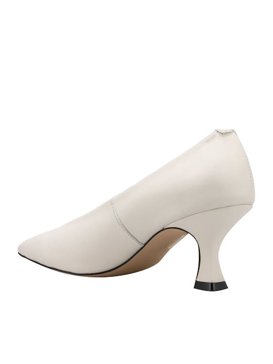 Leder Pumps mit mittelhohem Absatz Ecru