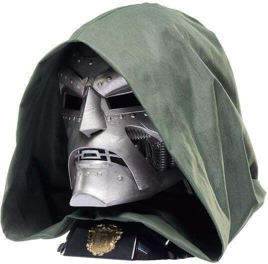Hasbro Marvel: Doctor Doom Premium Helmet Ρέπλικα σε Κλίμακα 1:1