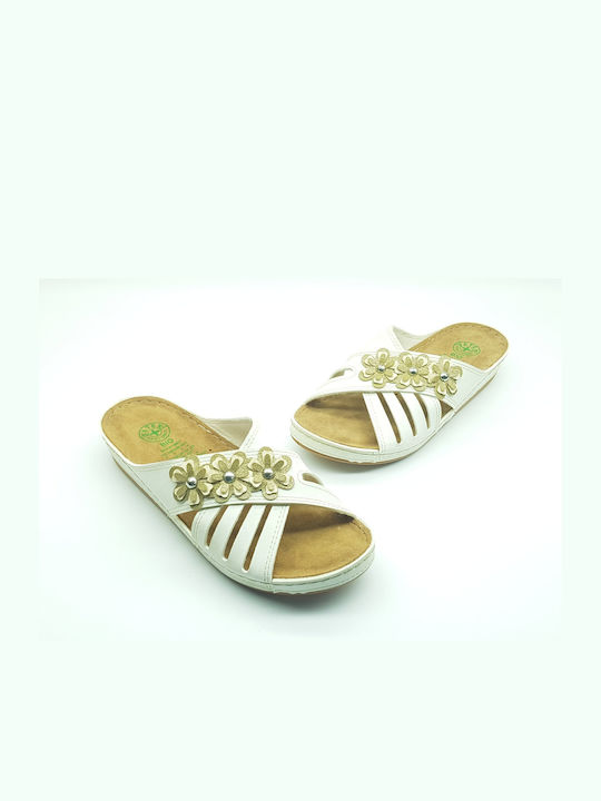 Women's Flat Sandals in White Color