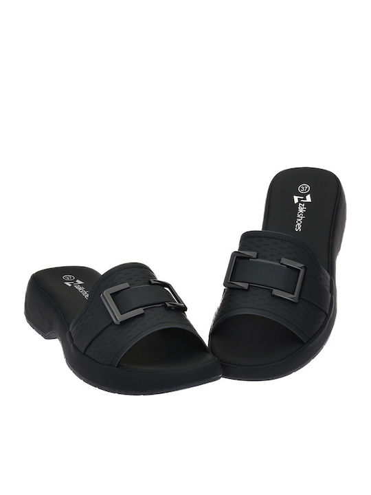 Women's Flat Sandals in Black Color