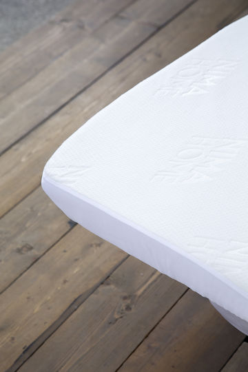 Nima Protective Cover King Size Waterproof with Skirt Jacquard White 180x200+30cm