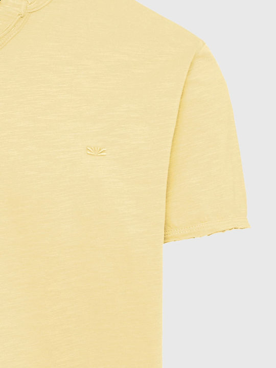T-shirt Yellow