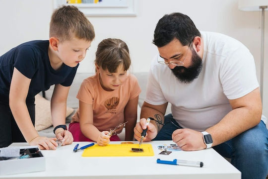 CircuitMess STEM Lernspiel Robotik für 7+ Jahre Jahre