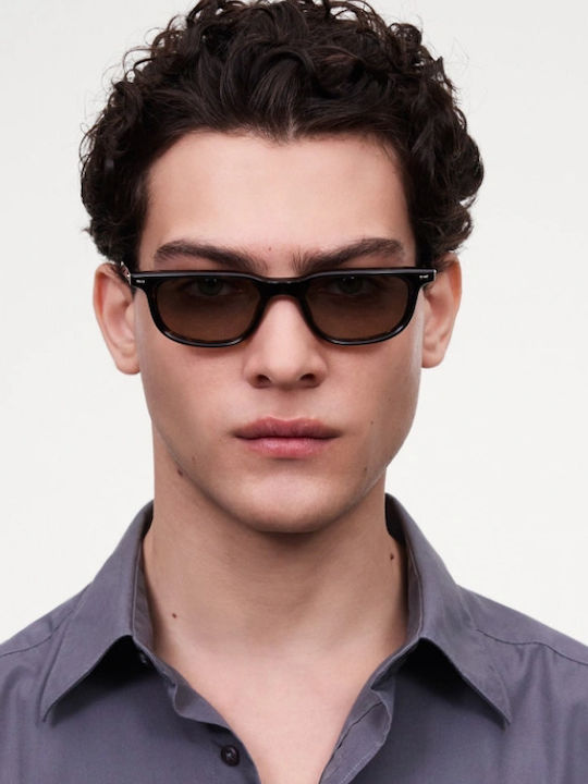 Chimi Novis Unisex Sunglasses With Brown Tartaruga Horn-Rimmed Frame And Green Lens