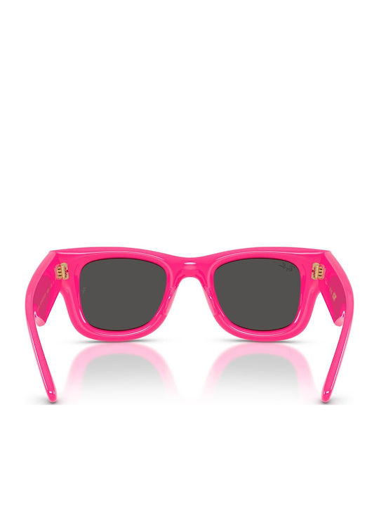Ray Ban Wayfarer Unisex Sonnenbrille mit Rosa Kunststoff Gestell und Rosa Linse Rb4940 6832/87