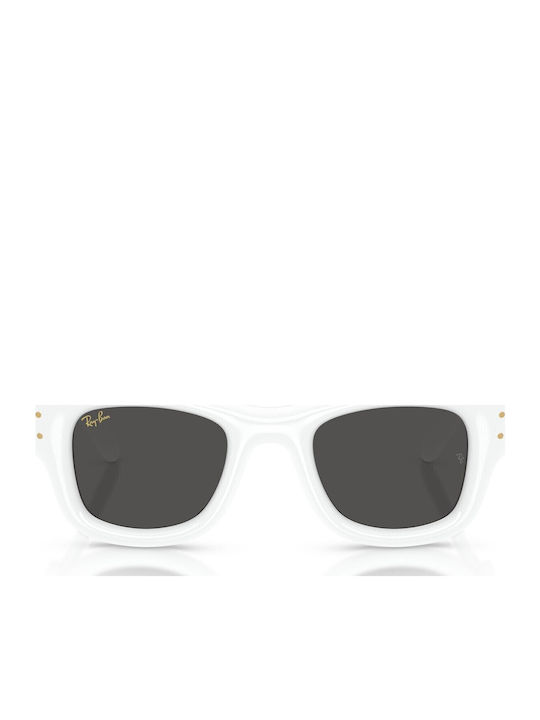 Ray Ban Wayfarer Unisex Sunglasses With White Horn-Rimmed Frame And Black Lens RB4940 671/87