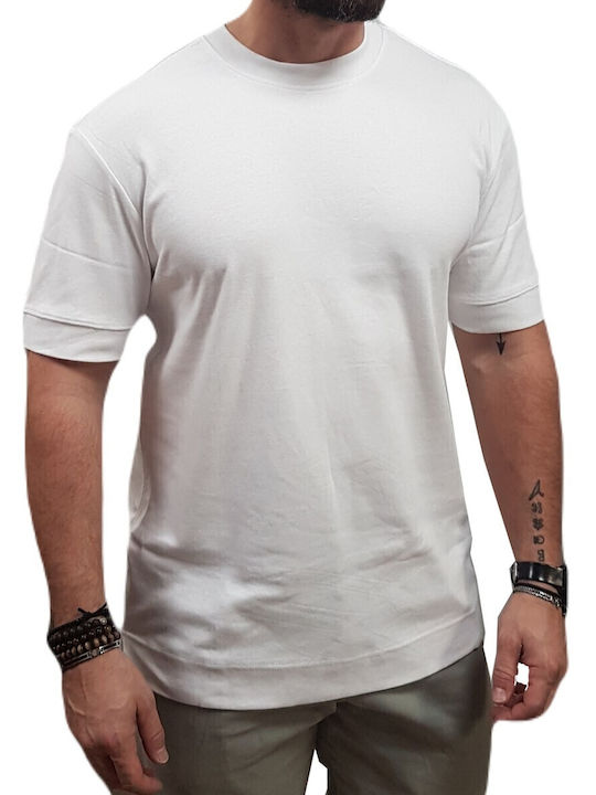 T-shirt White