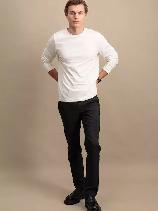 T-shirt White