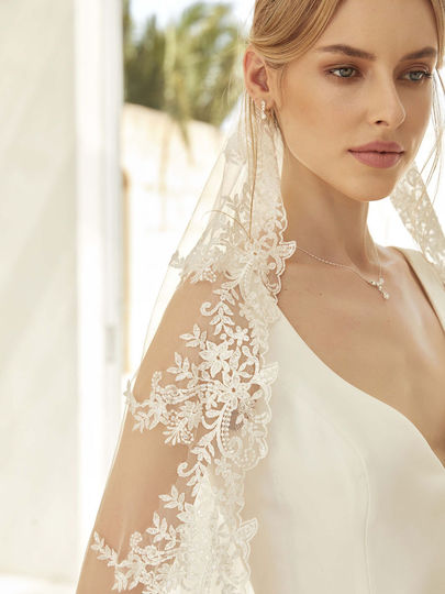 Bridal Veil Lace 300 Cm S420