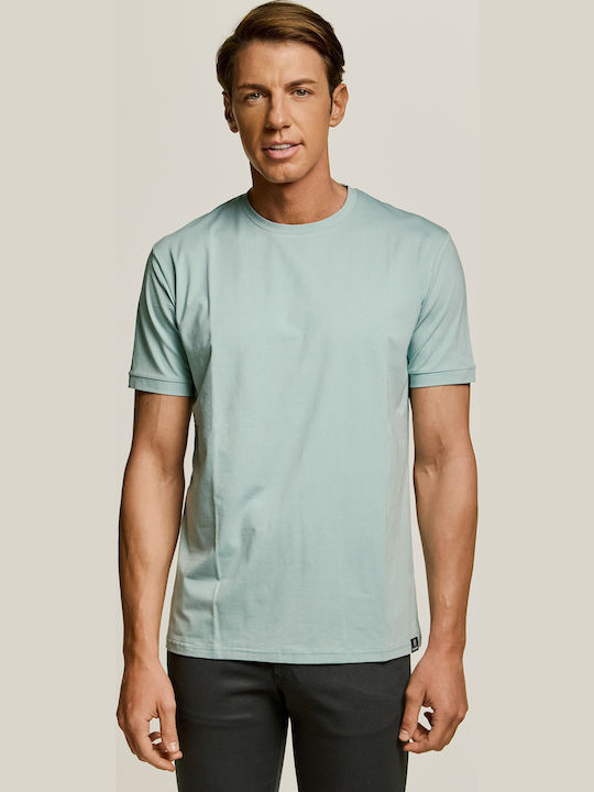 Guy Laroche