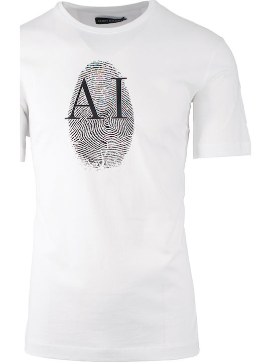 T-shirt White
