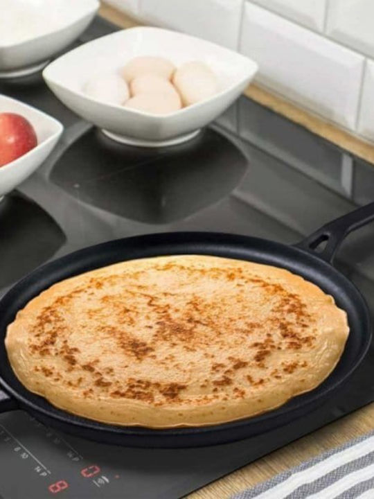 KING Hoff Pan made of Cast Iron with Non-Stick Coating 29cm