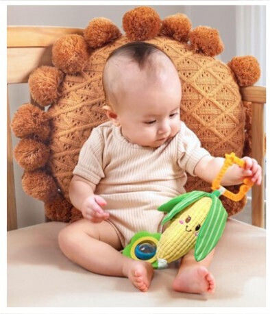 Hanging Corn Rattle #450c