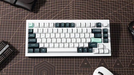 Keychron Q1H-P1 HE QMK Q1H-P1 Tastatură Mecanică de Gaming Fără Fir 75% cu Comutatoare Gateron Double-Rail Magnetic Purple și Iluminare RGB (Engleză SUA) Alb