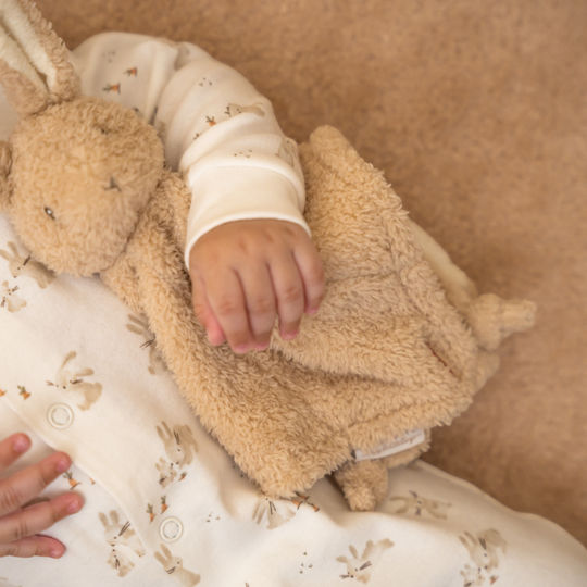 Little Dutch Κρεμαστό Παιχνίδι Αυτοκινήτου με Μουσική Baby Bunny για Νεογέννητα