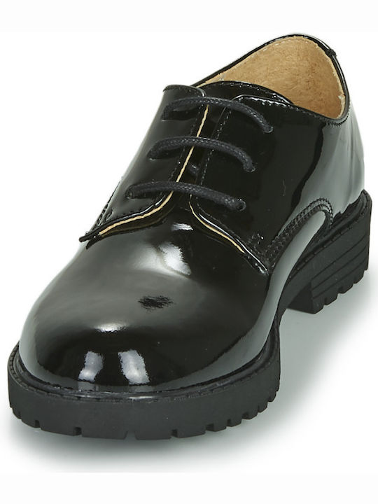 Citrouille et Compagnie Girls Patent Leather Moccasins with Laces Black