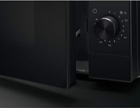 Electrolux Microwave Oven with Grill 21lt Black
