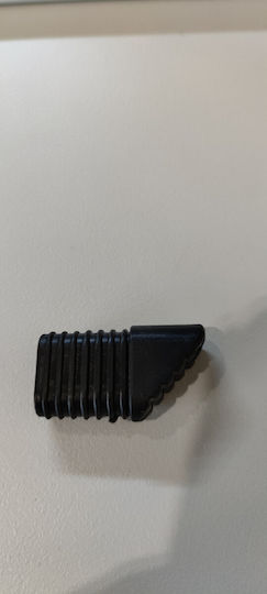 Schwarzer Farb-Tapap-Propylaeinio Metallische Möbelbeine für Außenstühle 5/3*3*1,4cm