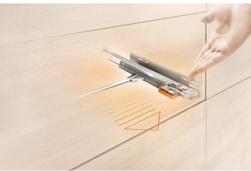 Οδηγος Κρυφος Συρταριου Blum Movento 760h Φρενο Tip On 100% Ανοιγμα 104-760h300tip