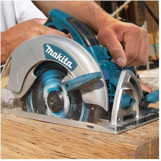 Makita cu sistem de aspirare