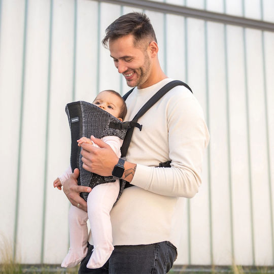 Kikka Boo Classic Carrier Gwen Black with Maximum Weight 9kg
