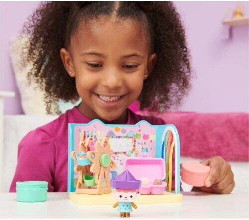 Spin Master Gabby's Dollhouse Camera De Meșterit Baby Box Pentru 3+ Ani