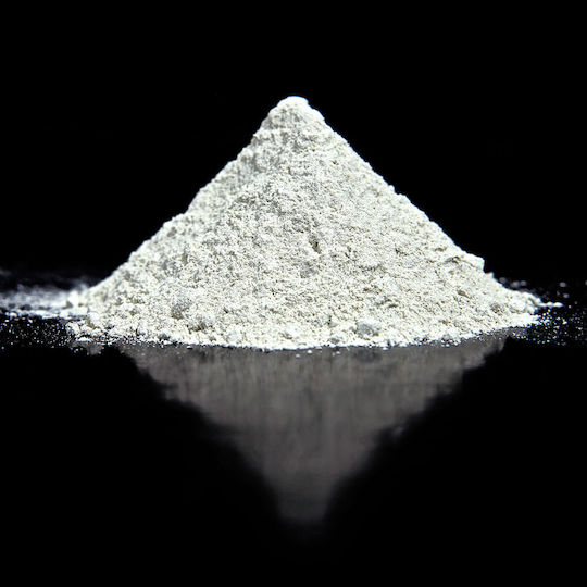 Zeolite Up to 0.8 Millimeters – Powder Ideal for Livestock Use Famiqs Certification Incorporation Small Scale Crops 25 Kilograms