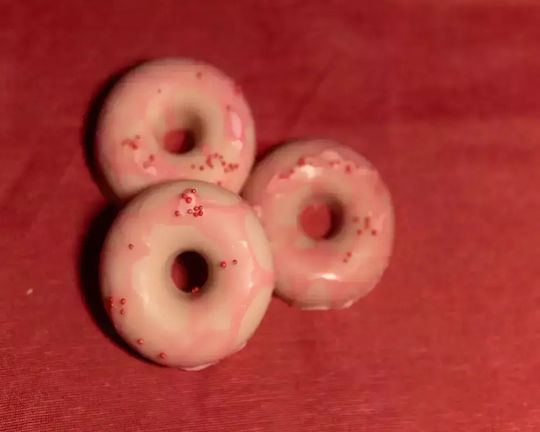 Wxd-4004 Wachsschmelze Erdbeere Donut Beige Rosa