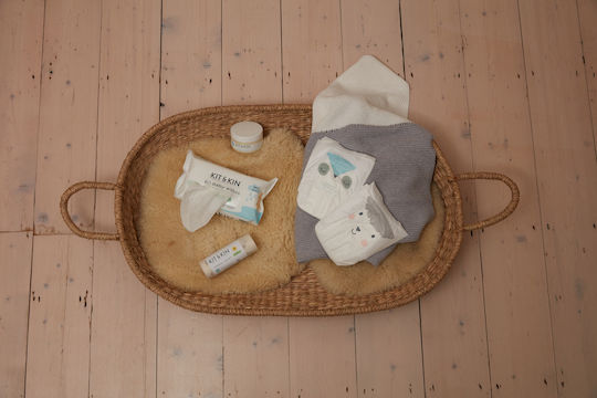 Kit & Kin Μωρομάντηλα Υποαλλεργικά & Βιοδιασπώμενα Υποαλλεργικά Μωρομάντηλα χωρίς Άρωμα, Οινόπνευμα & Parabens 60τμχ