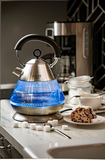 Adler Fierbător 1.5lt 2200W Argintiu