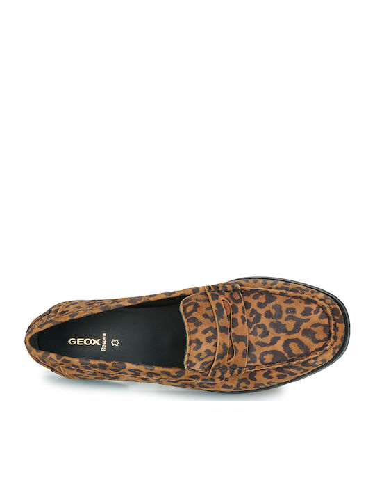 Women's Moccasins in Brown Color