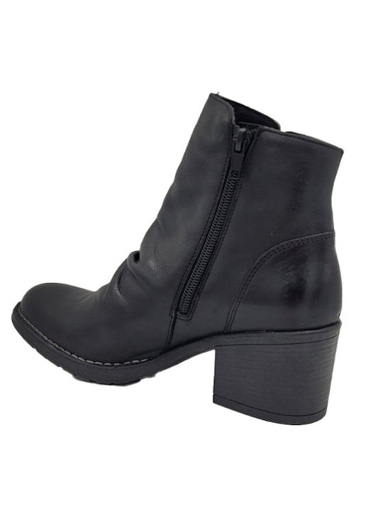 Chacal Ankle Boots