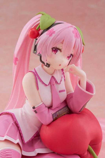 Taito Corporation Sakura Figurină