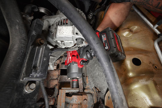 Milwaukee M18 FHIW2F12-502X Brushless Μπουλονόκλειδο Μπαταρίας 18V 2x5Ah με Υποδοχή 1/2"