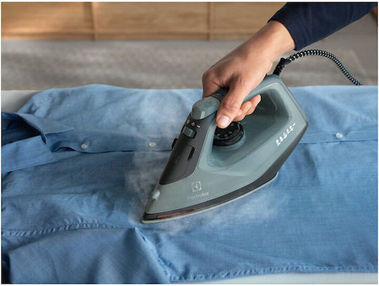 Electrolux Ютия с Пара 2400W