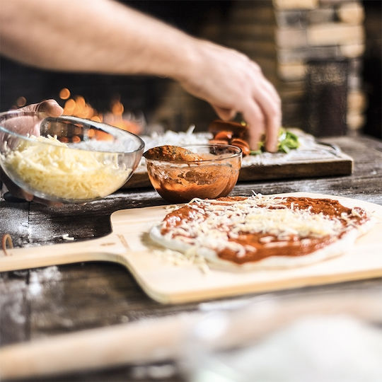 Kamado Joe Abstreifer Pizza