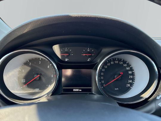 Opel Астра 1.5л Дизел Елеганс '21