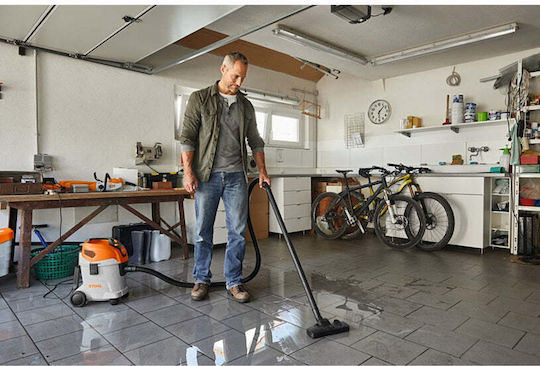 Stihl SE 33 Прахосмукачка За Течности / Твърди 1400W с Пластмаса Контейнер 12лт