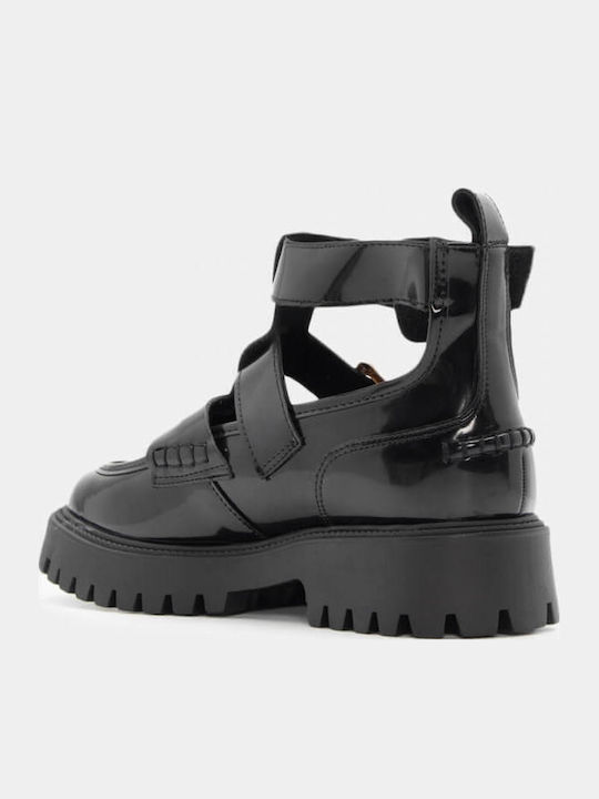 Women's Moccasins in Black Color