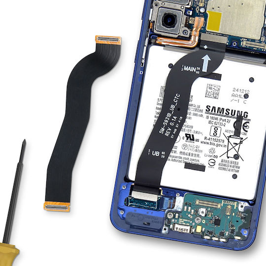 Clappio Резервен LCD Екран Лентов Кабел Samsung Galaxy S25 Черен