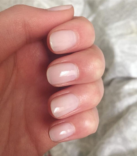 Zoya Strat final transparent de lungă durată uscare rapidă Laurie 15ml
