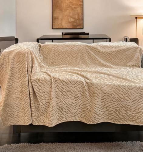 Linea Home Flame Cuverturi Pentru Canapea De Fotoliu Jacquard 180x160cm Bej