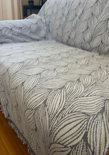 Linea Home Braid Cuverturi Pentru Canapea 3 Locuri Șenilă 180x300cm Gri